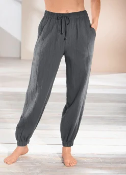 Atmungsaktive Hose von Laurina