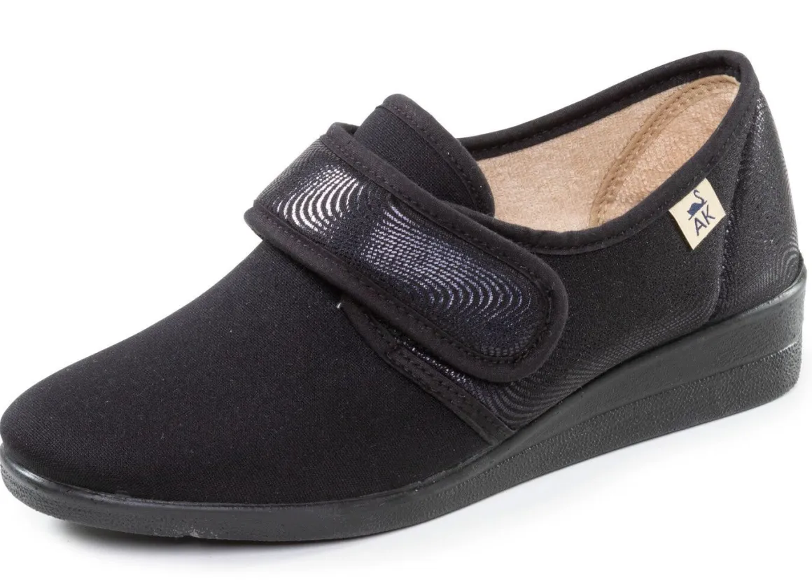 Bequeme Damen-Klettschuhe, aus angenehm gepolstertem Textilmaterial