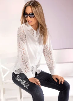 Bluse mit hübscher Spitze