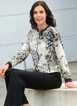 Blusenjacke mit schwarzem Rippenstrick