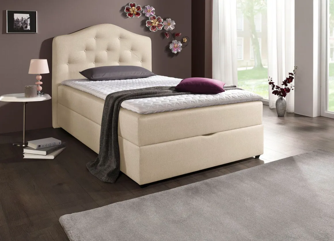 Boxspringbett mit Bettkasten und Topper