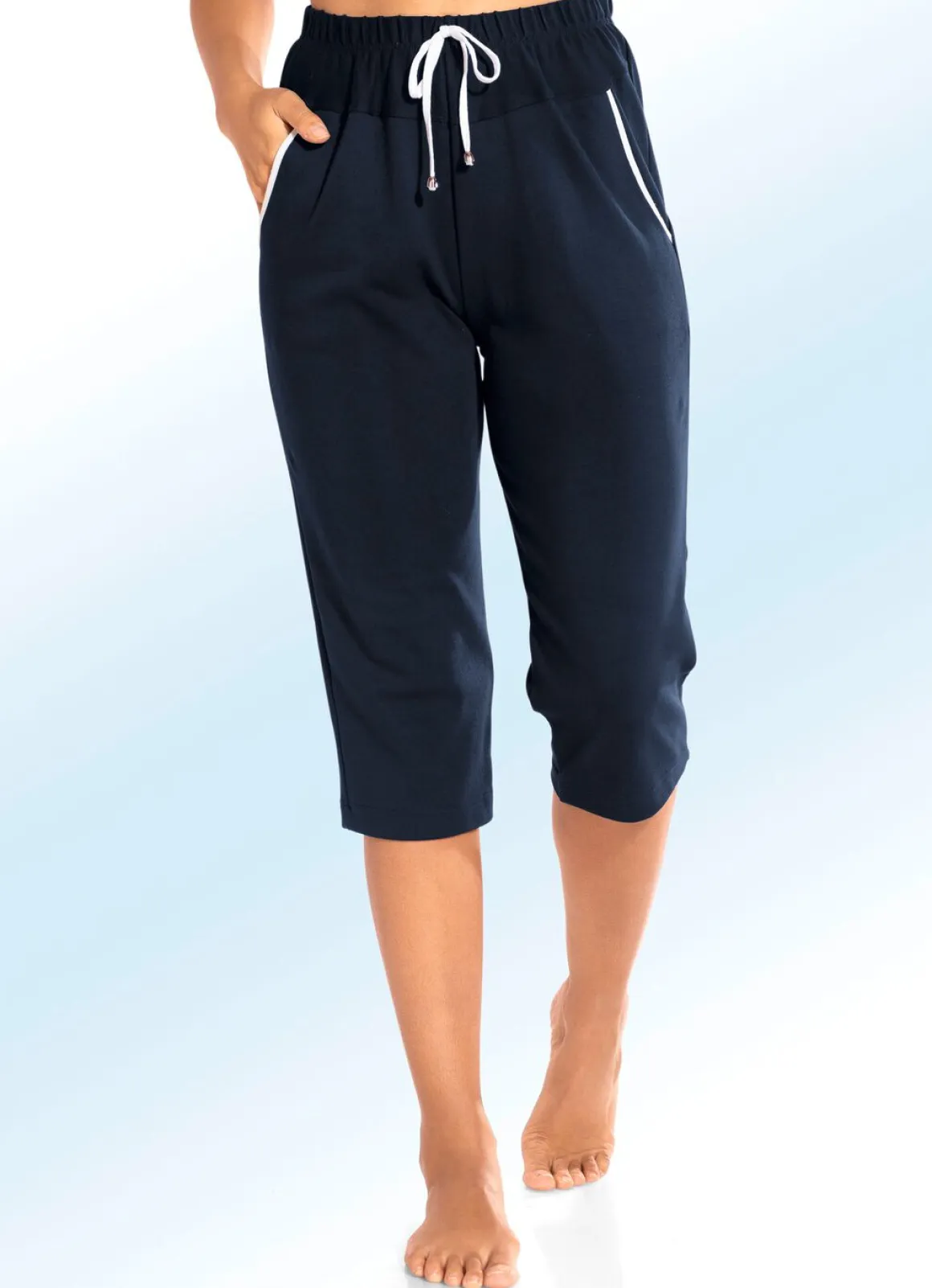 Caprihose mit Zierband