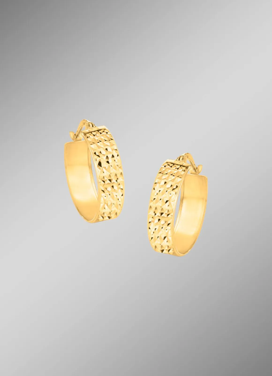 Diamantierte Creolen aus Gold