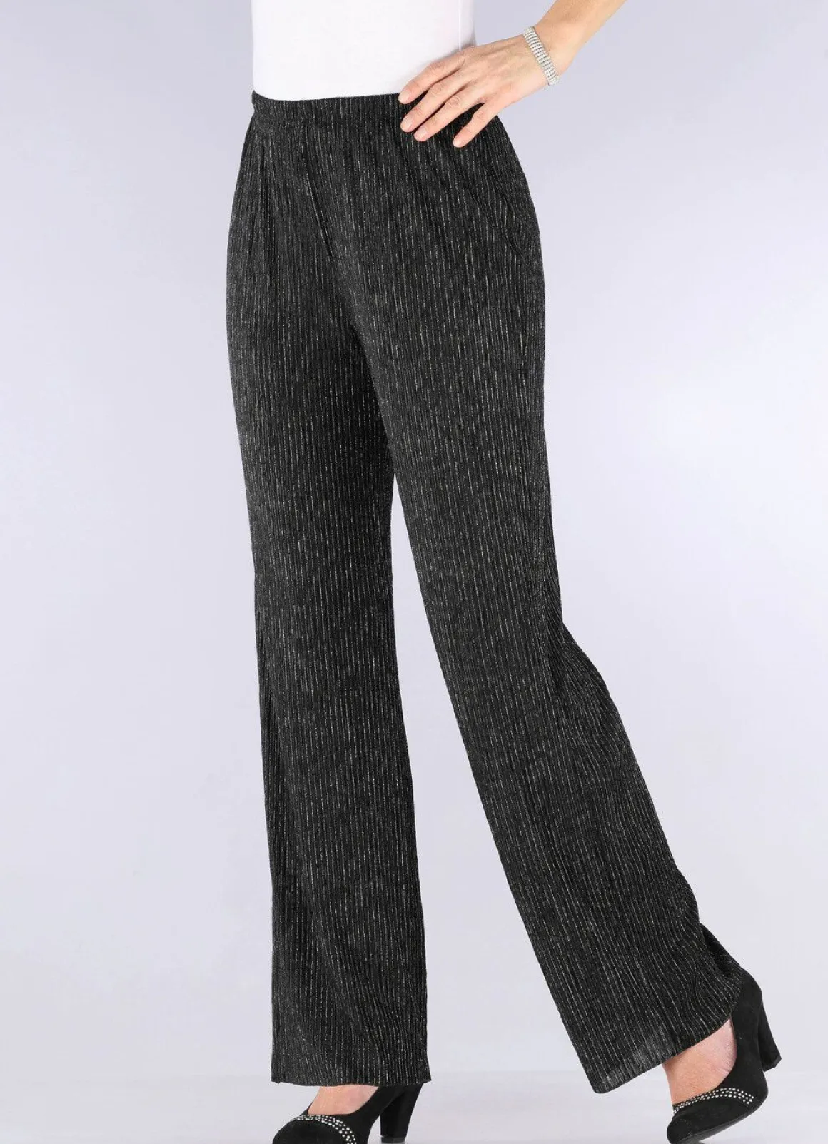 Edel schimmernde Hose