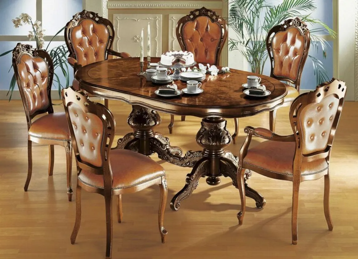 Esszimmer-Stühle und Sessel mit Lederbezug