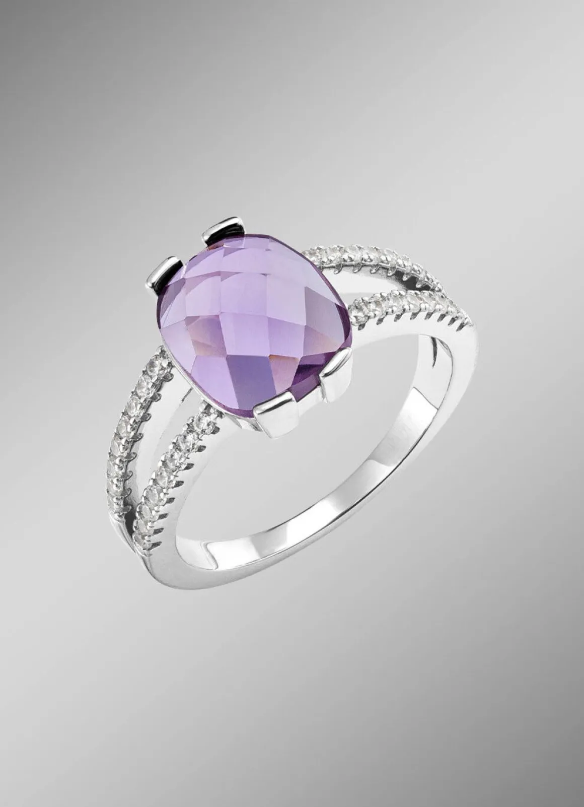 Funkelnde Raffinesse: Damenring mit echt Amethyst
