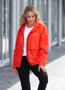 Funktionsjacke mit fester Kapuze