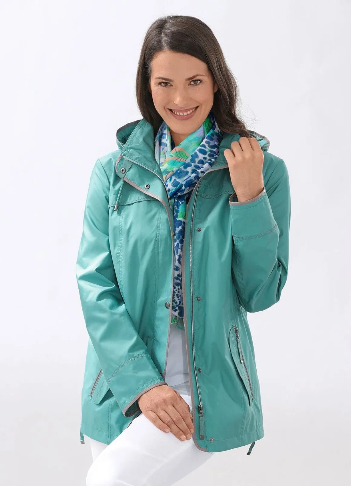 Funktionsjacke mit Reißverschluss an den Seitenschlitzen