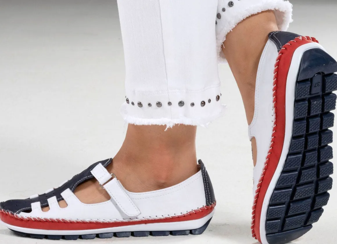 Gemini, klassische Damen-Slipper, Weite G, mit herausnehmbarem Fußbett