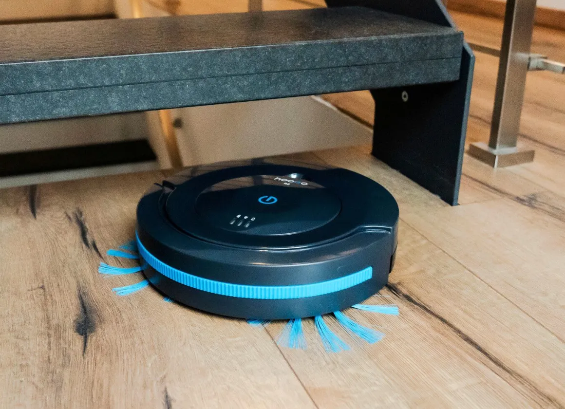 Hoogo Saugroboter R2 mit langlebigem Digitalmotor