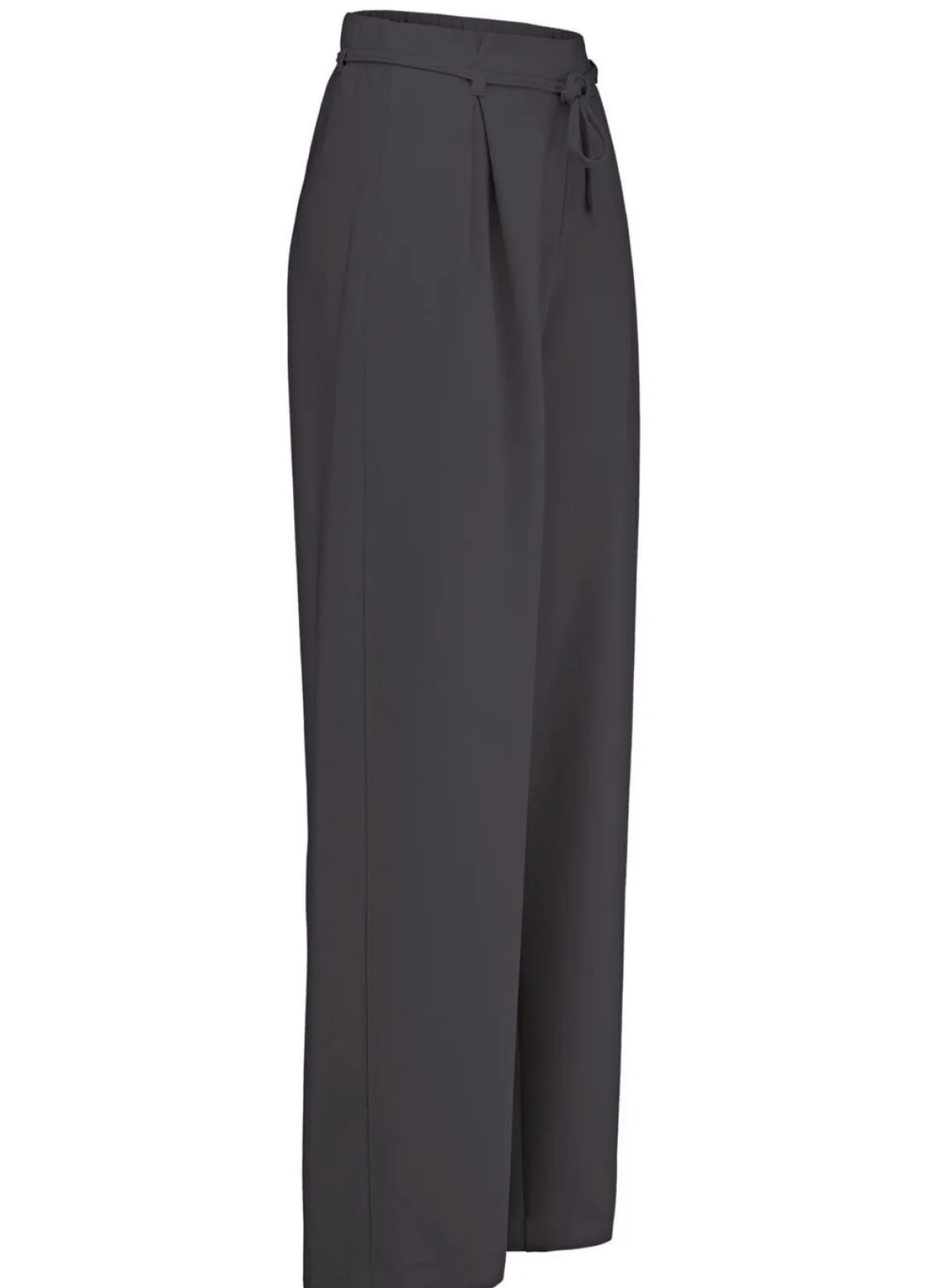 Hose mit Kellerfalten