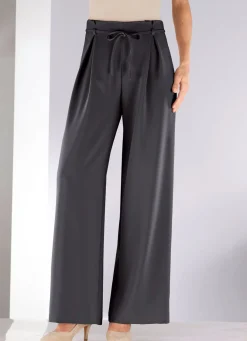 Hose mit Kellerfalten