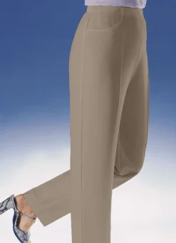 Hose mit praktischen Seitentaschen