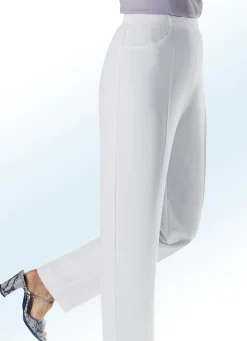 Hose mit praktischen Seitentaschen