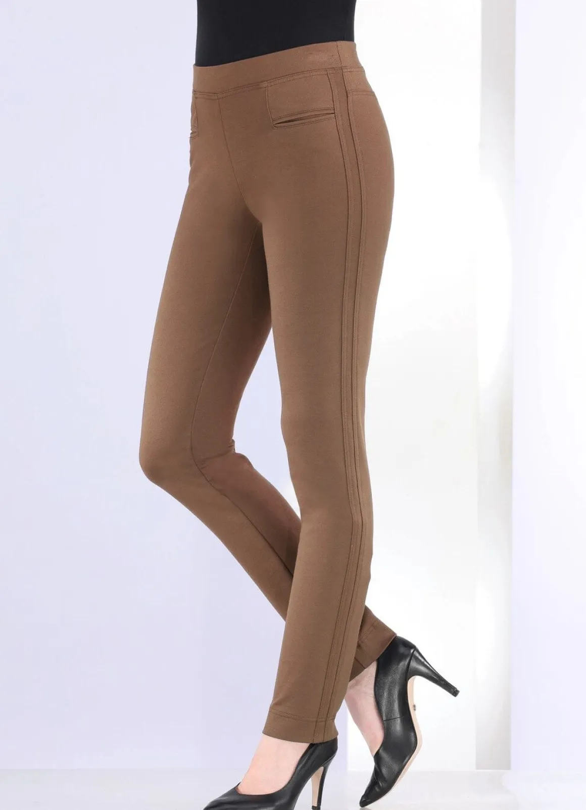 Hose mit schmaler Beinweite