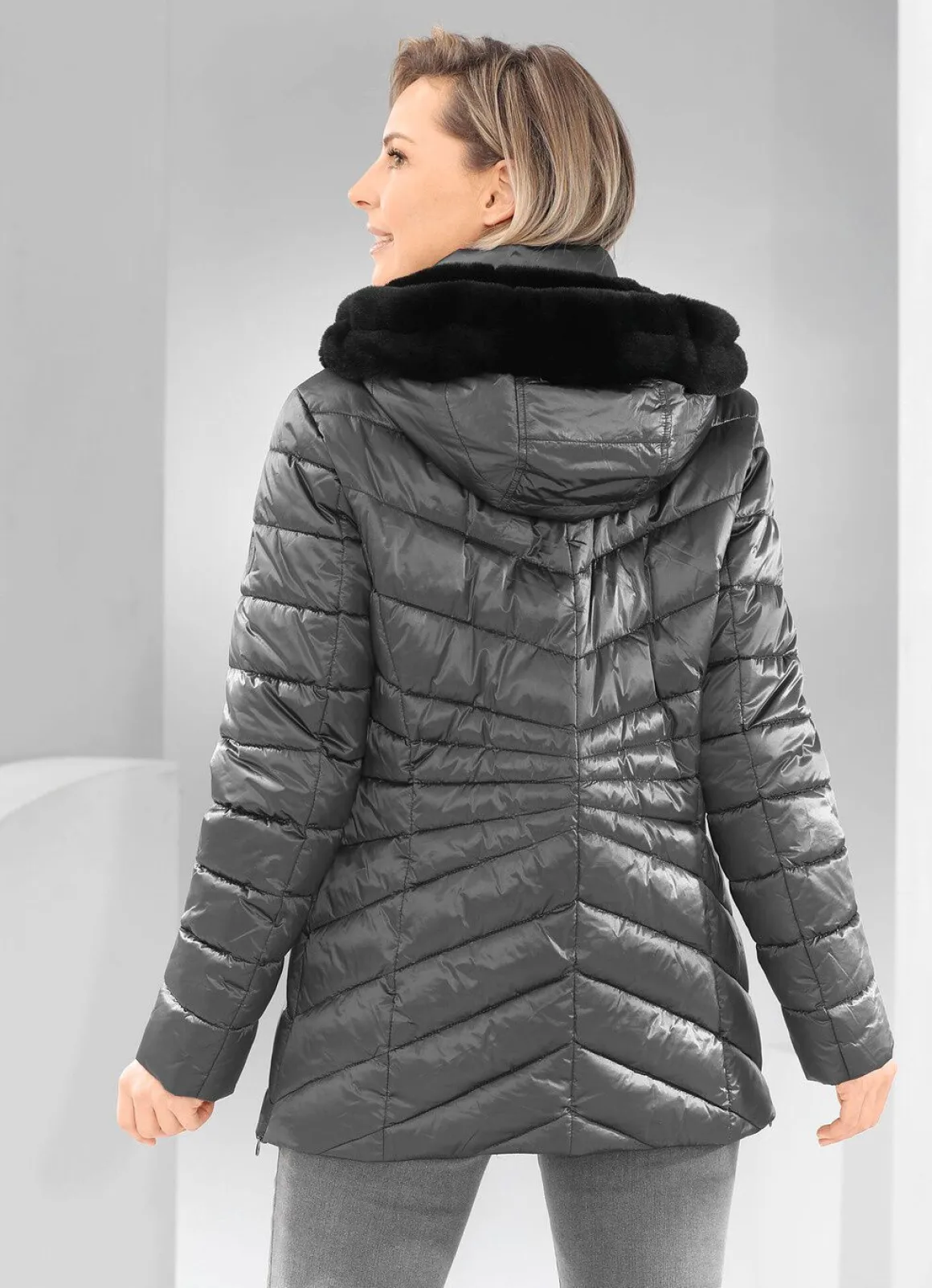 Jacke aus recycelten Fasern