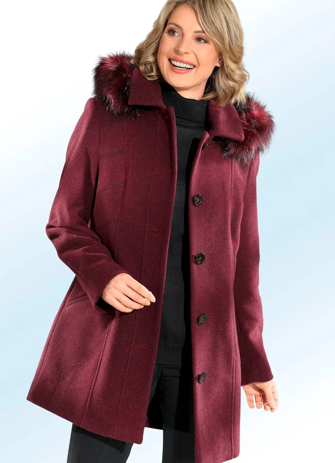 Jacke mit abnehmbarer Kapuze