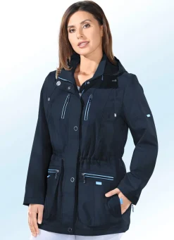Jacke mit dezenter Struktur