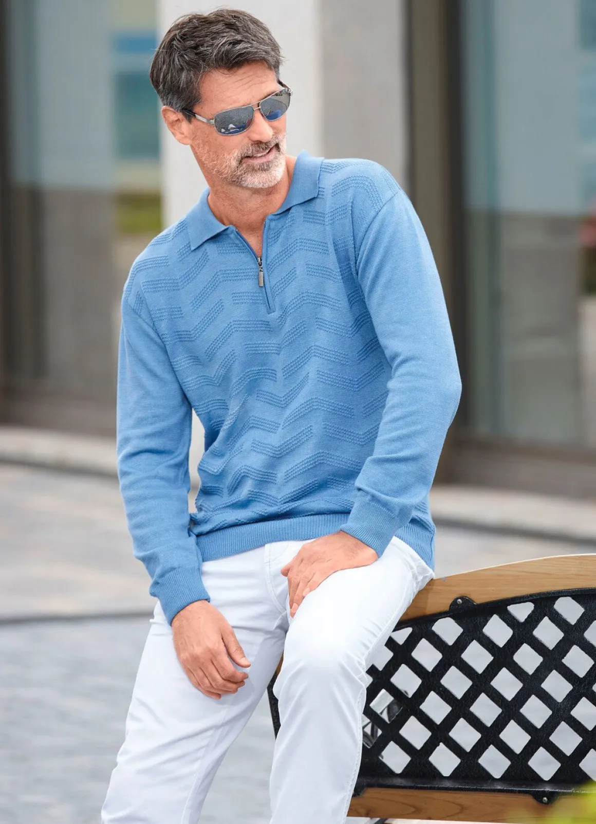 Klassischer Polopullover mit Strukturdessin