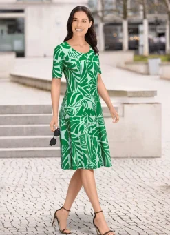 Kleid in Schlupfform