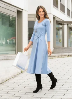 Kleid in Schlupfform