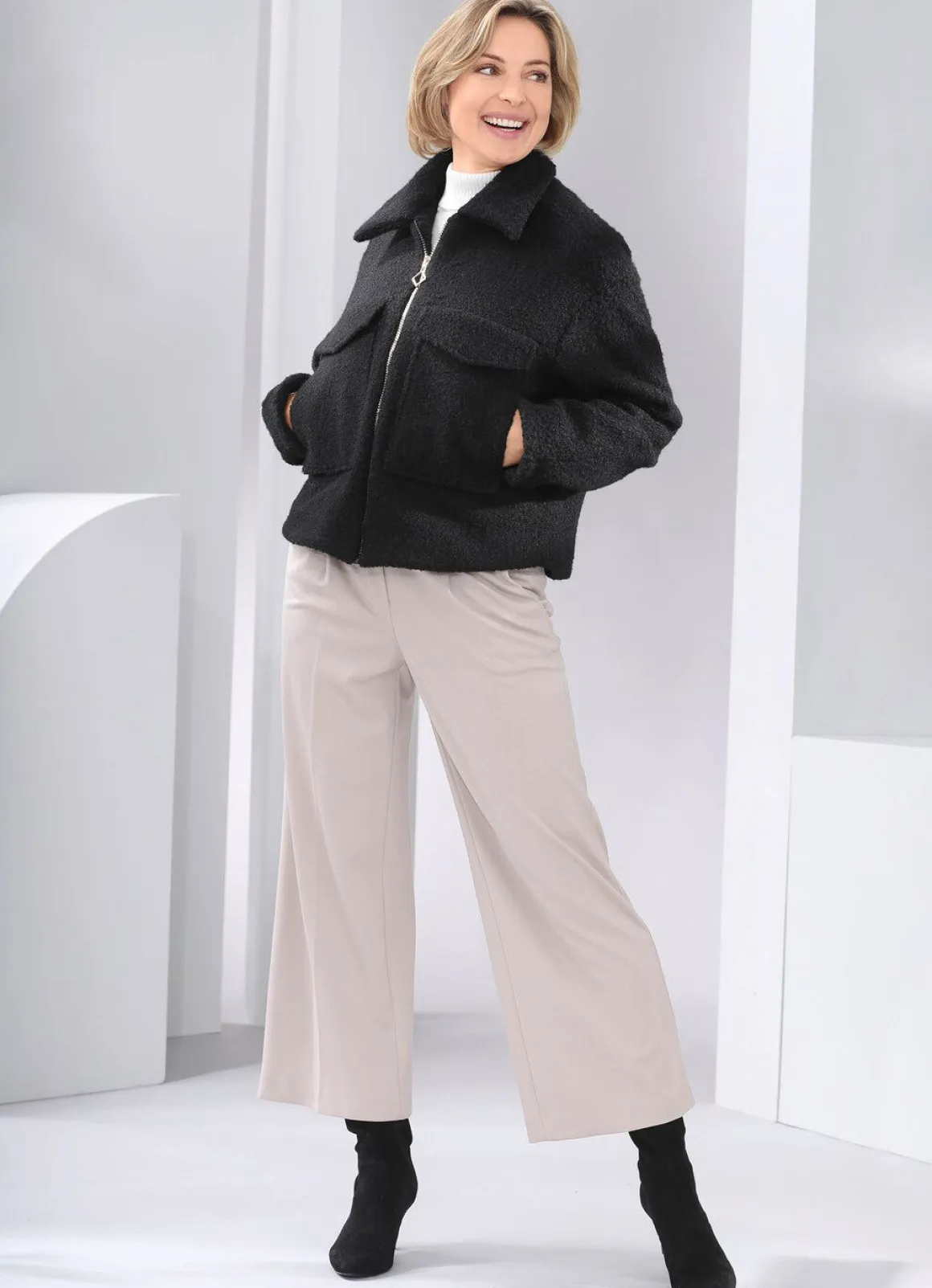 Kurzjacke aus feinem Bouclé