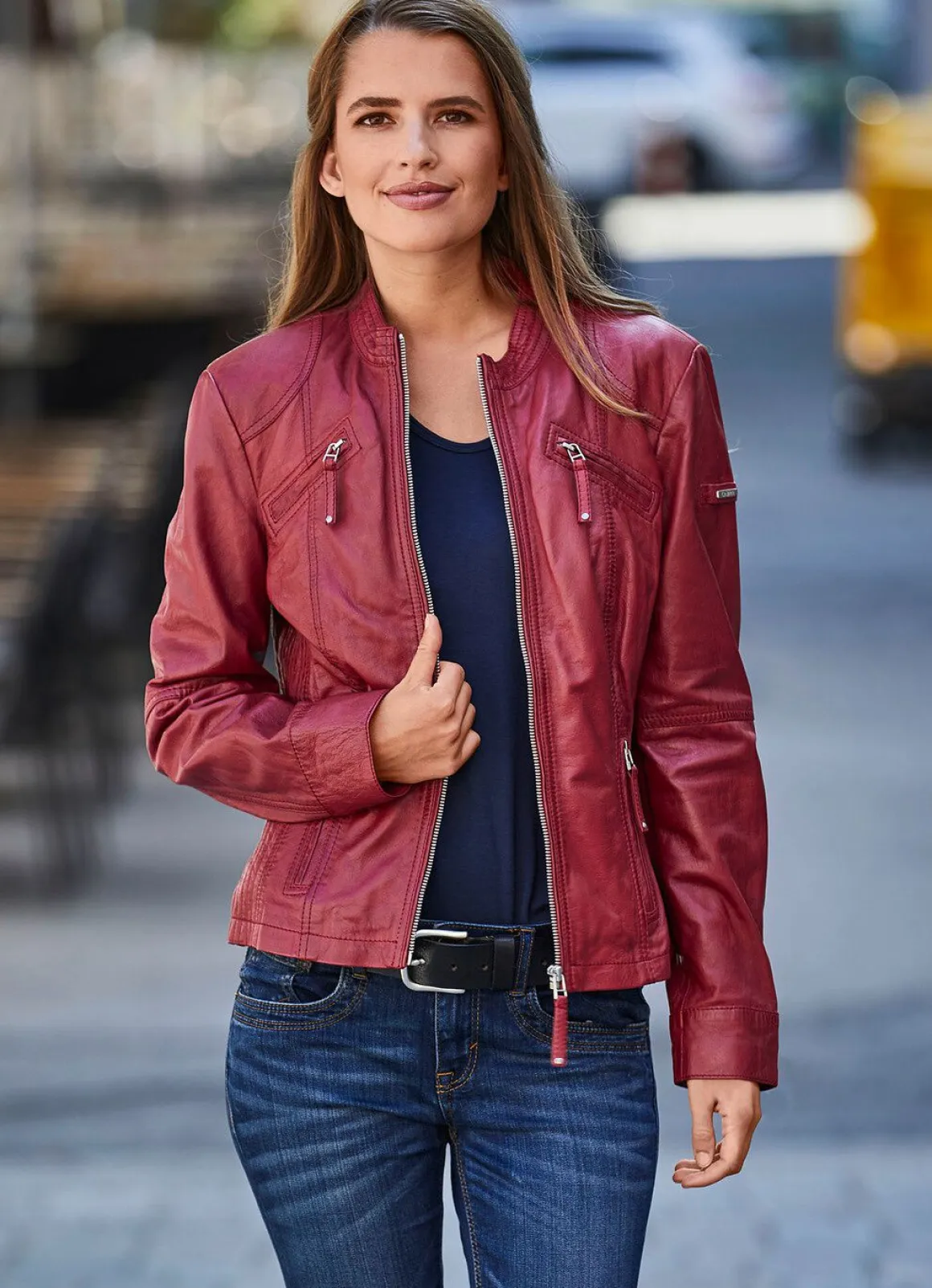 Lederkurzjacke von „Cabrini“