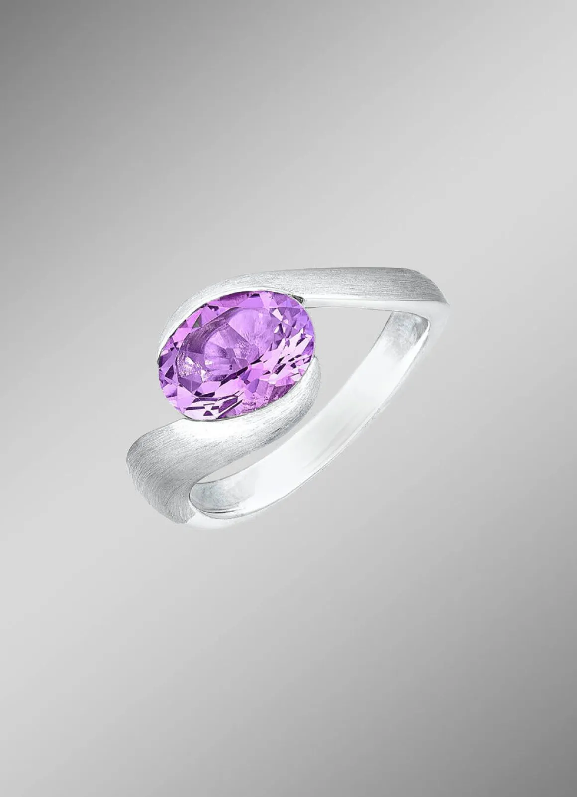 Moderner Damenring mit echt Amethyst