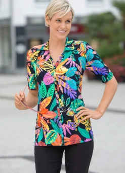 Poloshirt mit durchgehender Zierknopfleiste