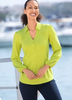 Poloshirt mit kurzer Knopfleiste in 2 Farben