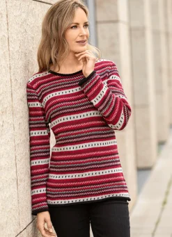 Pullover in dekorativem Ringelmuster