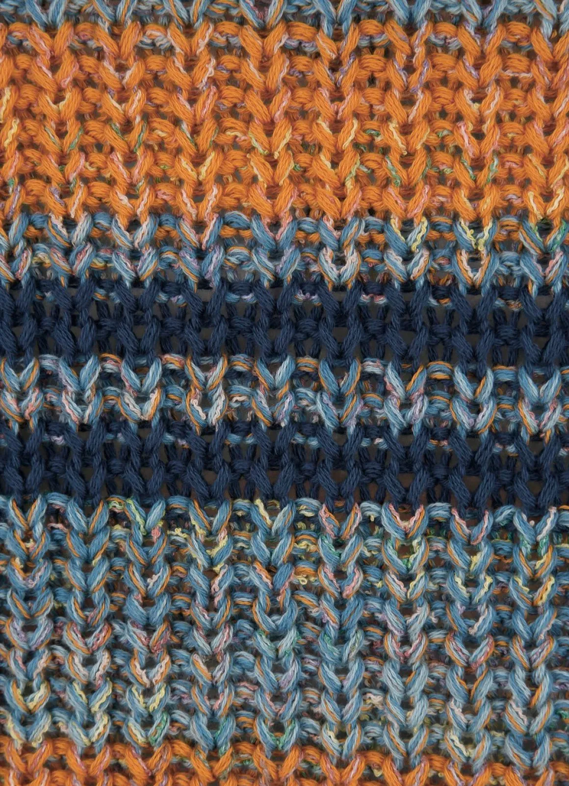 Pullover in Garnmix