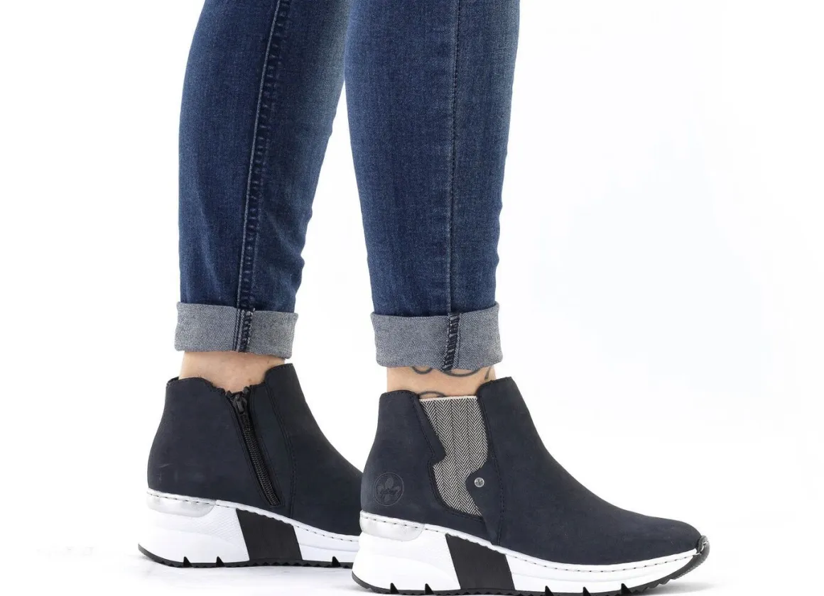 Rieker, modische Damen-Boots, Weite G, mit Reißverschluss