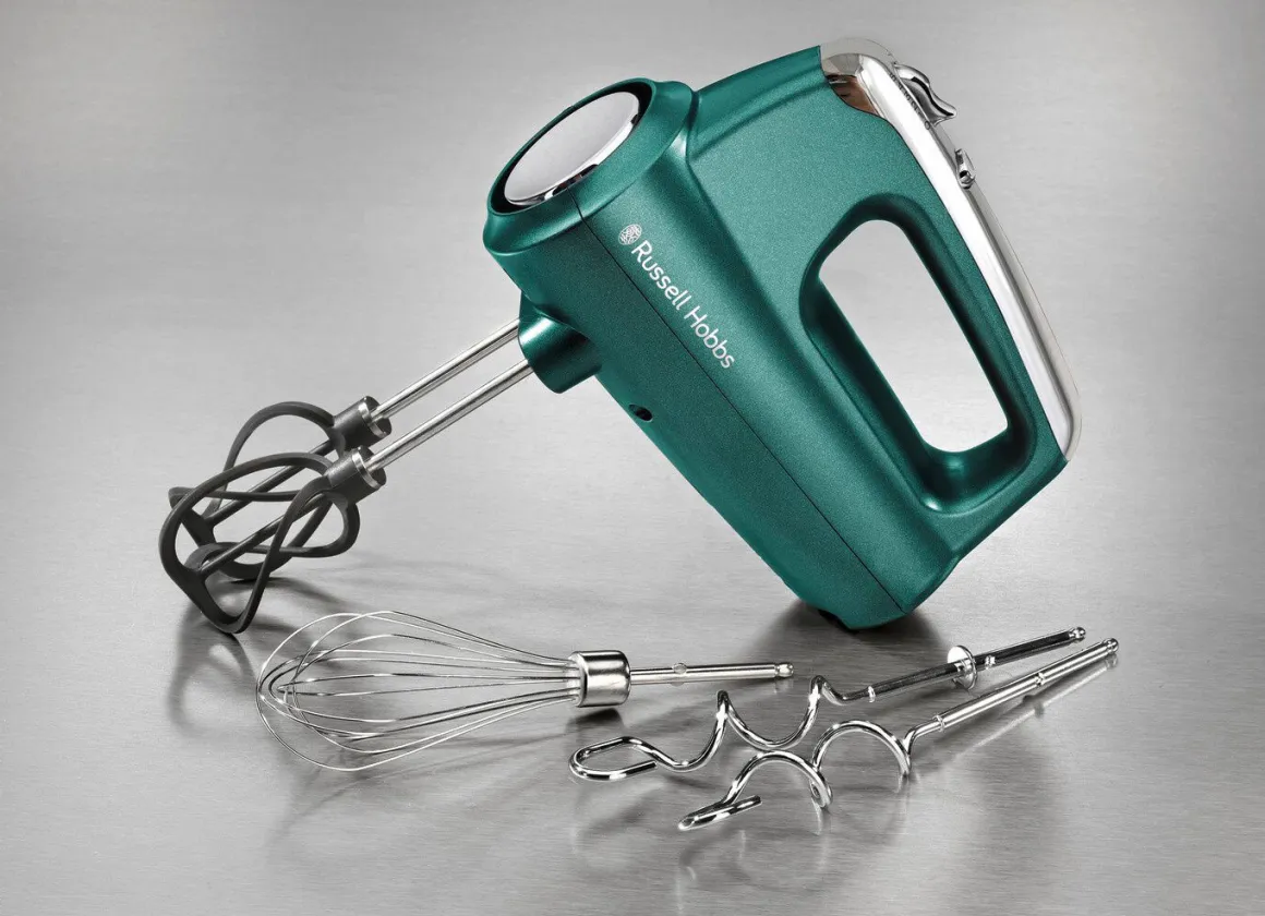 Russell Hobbs Handmixer mit spiralförmigen Helix-Quirlen