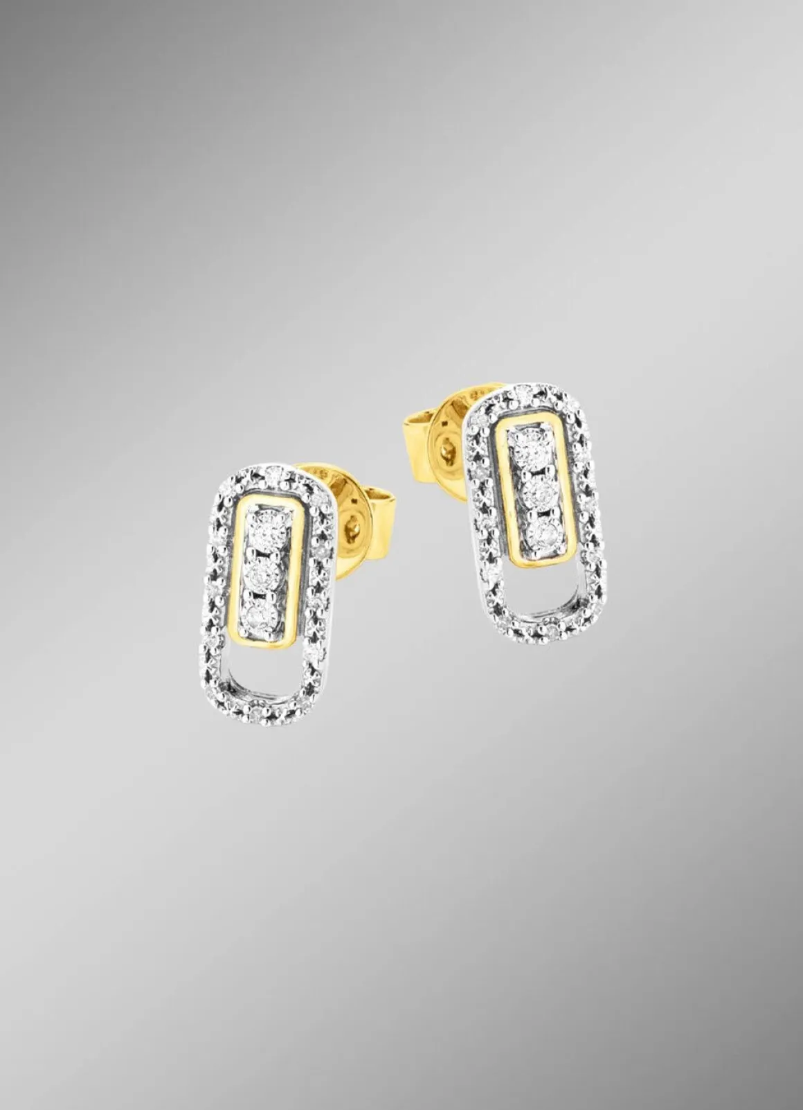 Schicke Ohrstecker mit Brillanten
