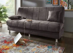 Schlafsofa mit Bettkasten und Dekokissen