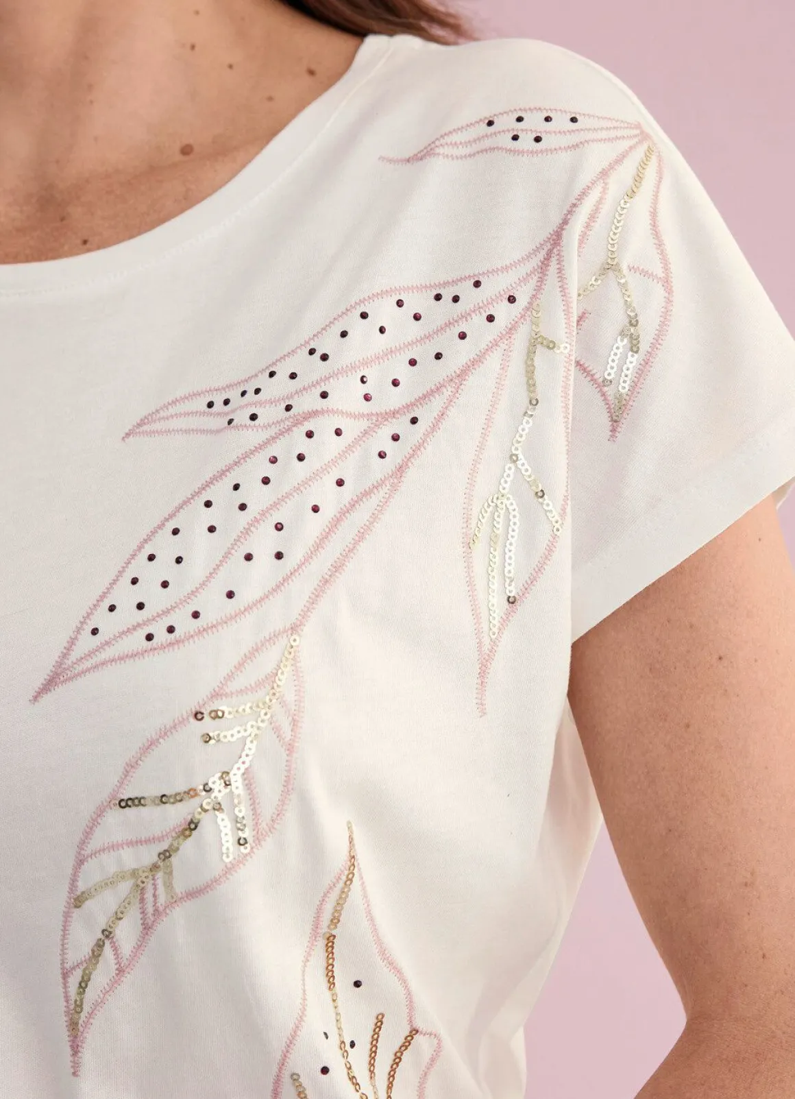 Shirt mit Stickerei