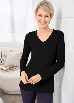 Shirt mit V-Ausschnitt in 2 Farben