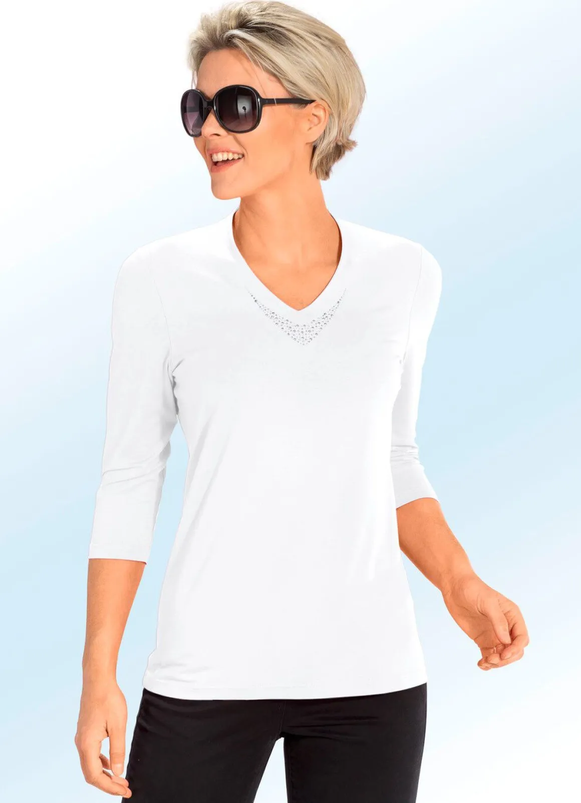Shirt mit V-Ausschnitt in 5 Farben