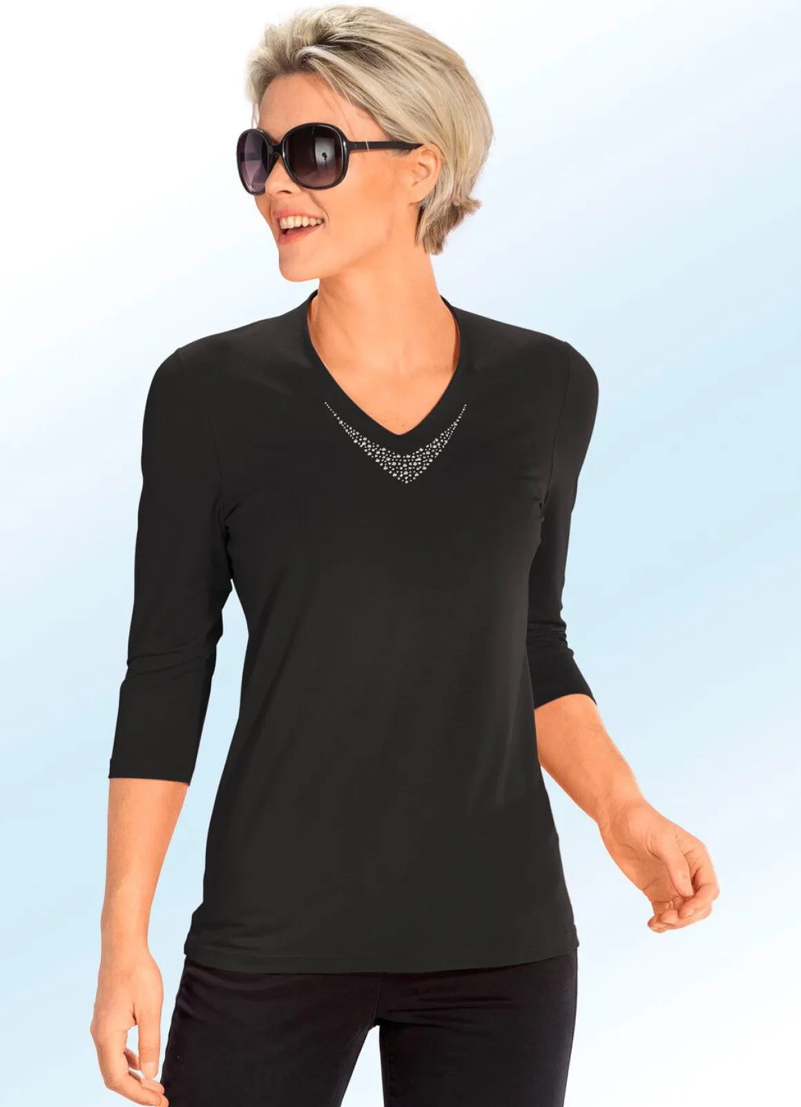 Shirt mit V-Ausschnitt in 5 Farben