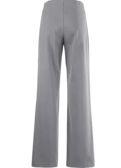 Soft-Stretch-Hose in modischer Weite