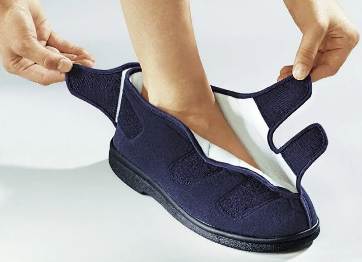Spezialschuh SaniSoft D