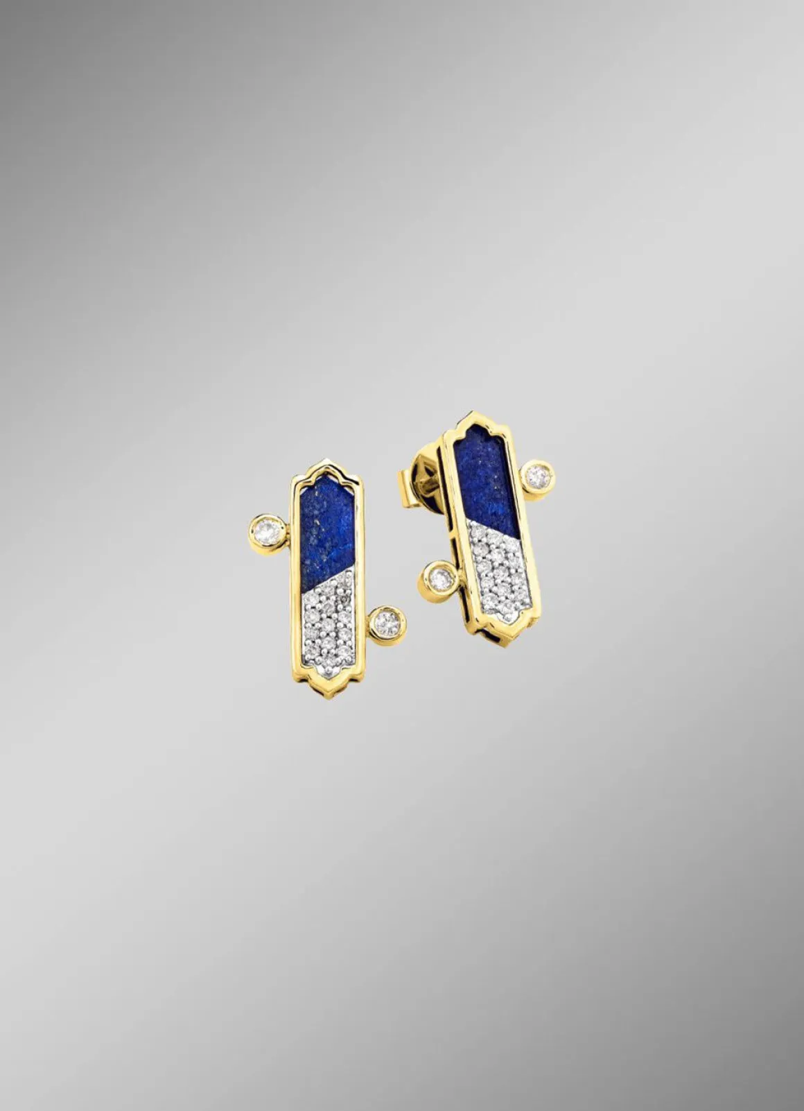 Strahlende Eleganz – Ohrstecker mit Lapislazuli und Brillanten