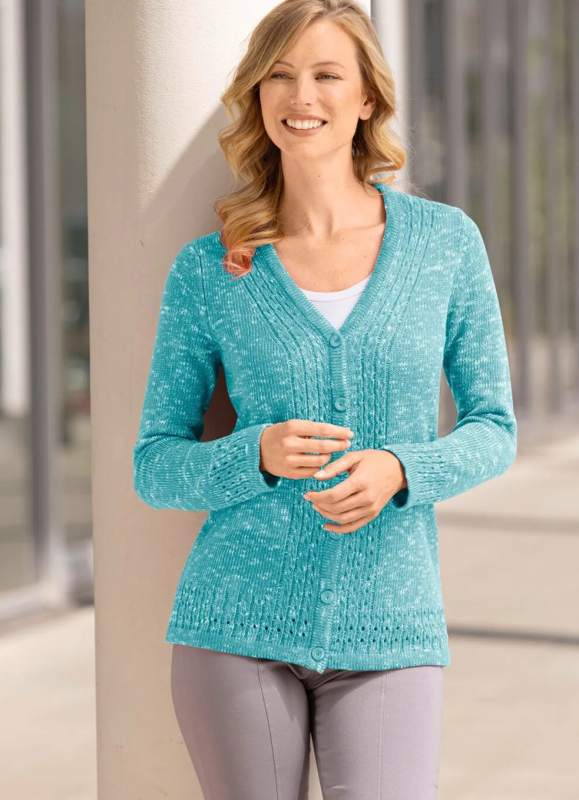 Strickjacke aus Melangegarn