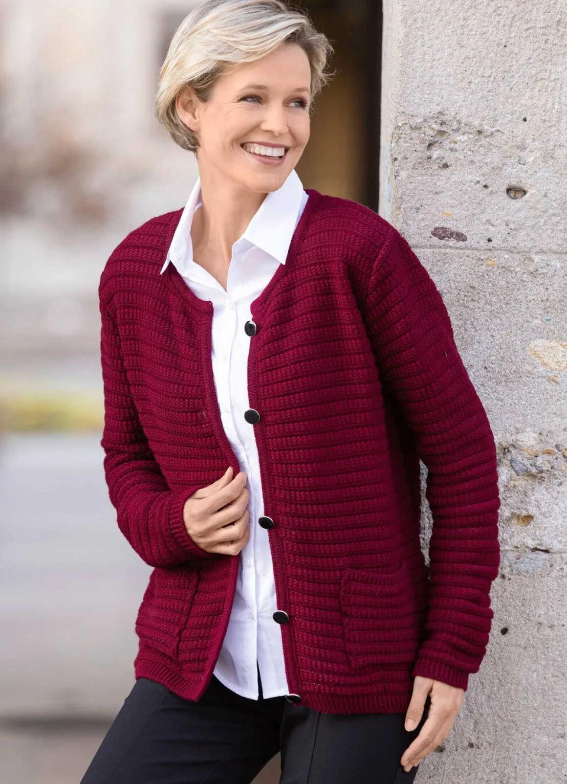 Strickjacke mit Struktur allover