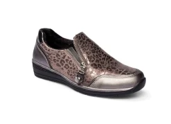 Stylischer Halbschuh im Leo-Look