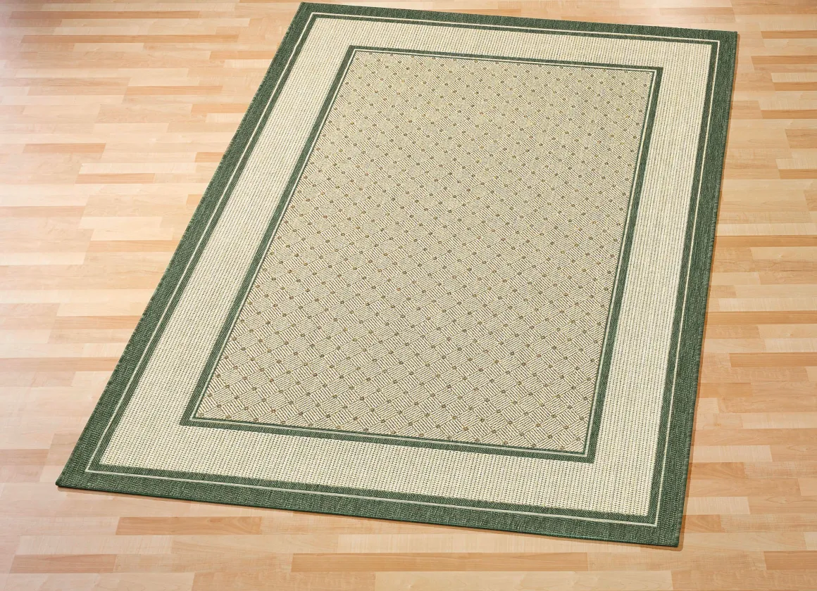 Teppiche in Sisal-Optik für den Innen- und Außenbereich