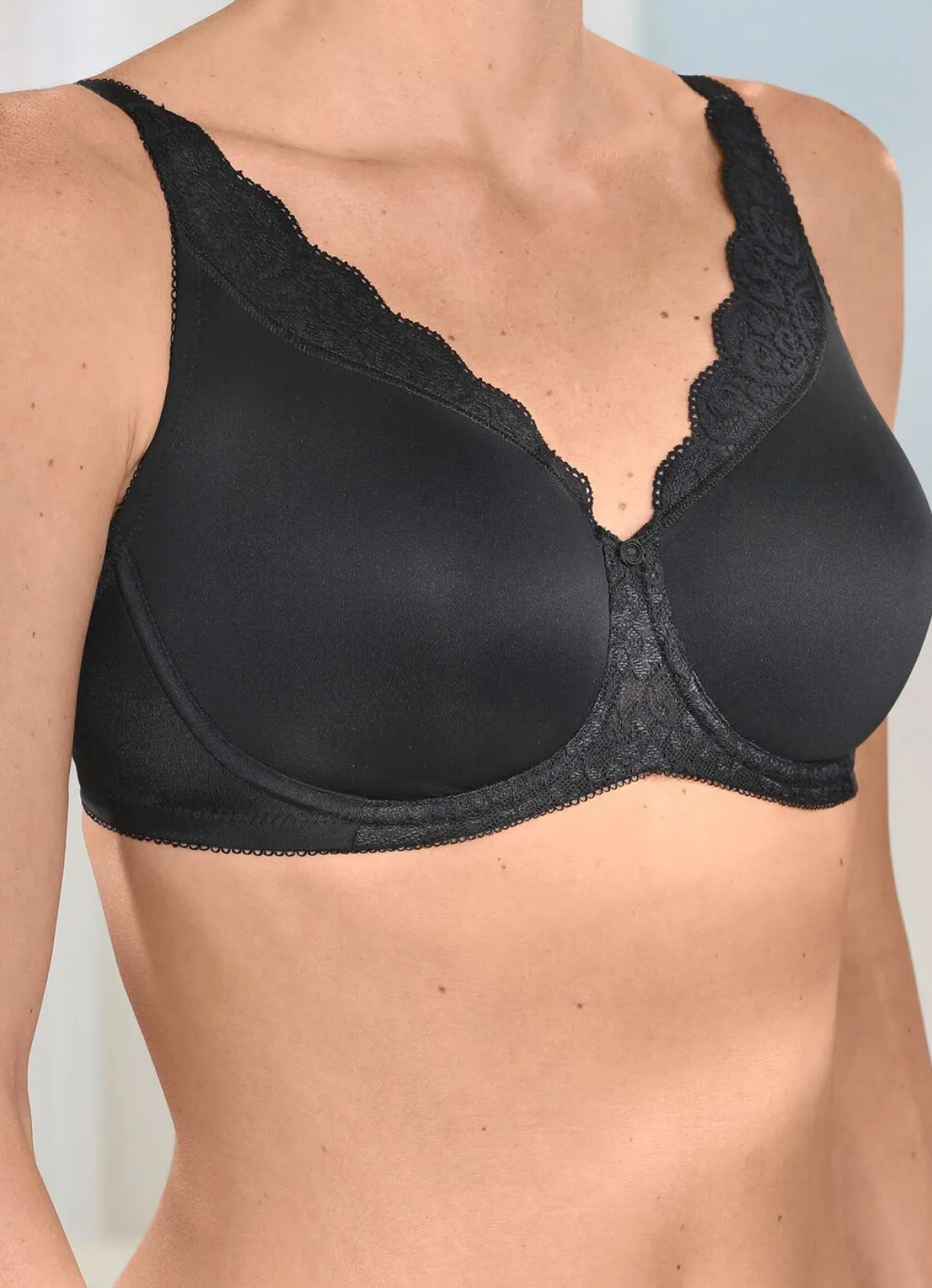Triumph Amourette Minimzer-Bügel-BH mit Elastikspitze