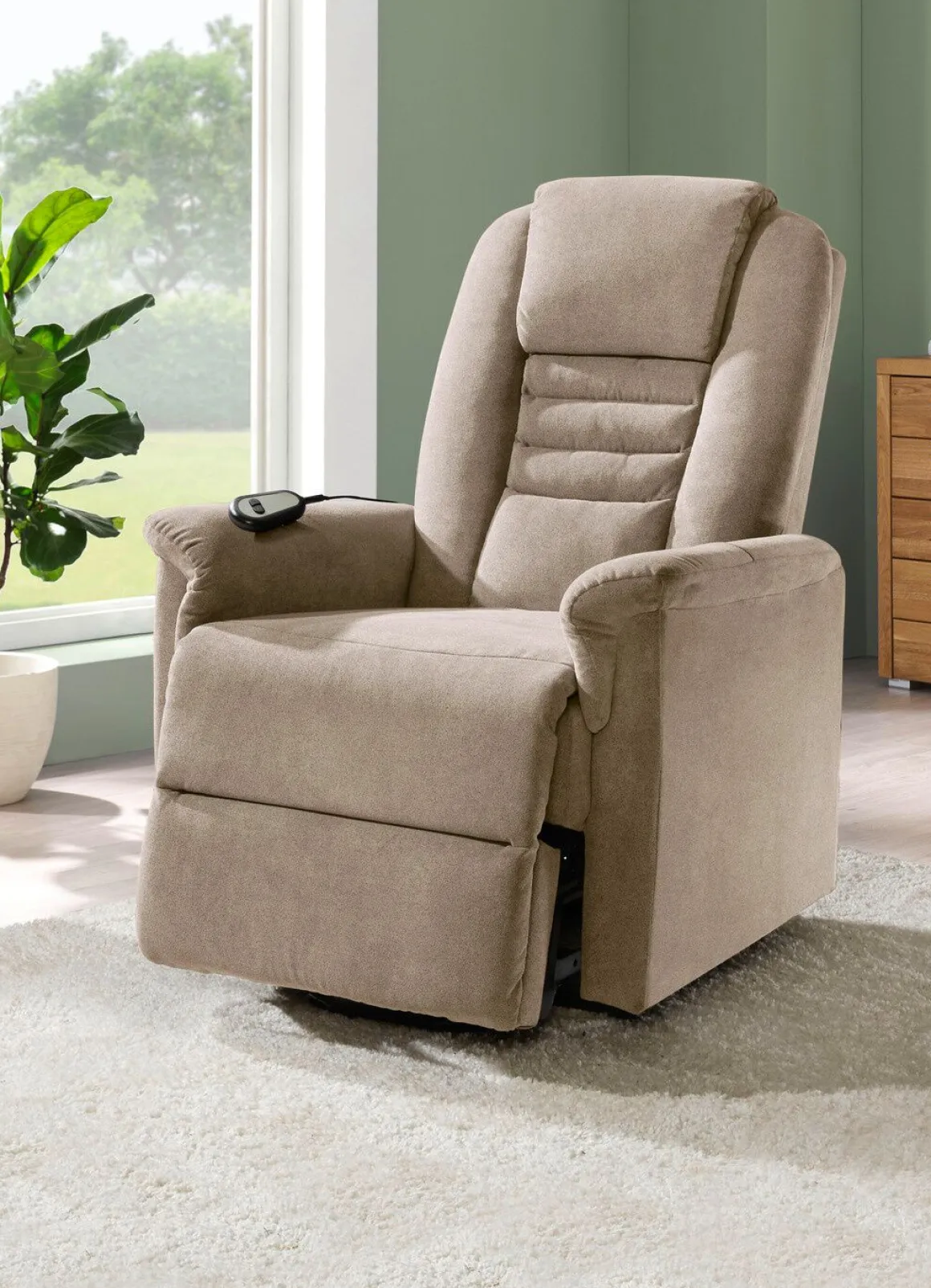 TV-Sessel mit Motor und Aufstehhilfe