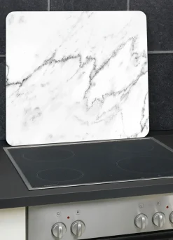Wandblende aus Glas in Marmor-Optik